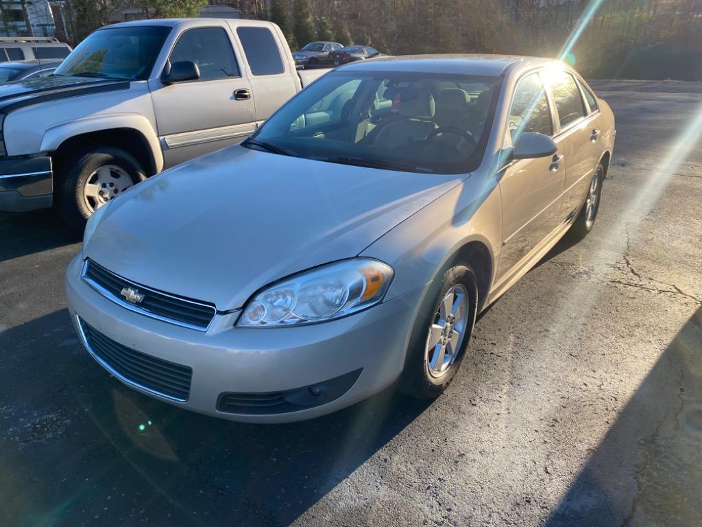 2010 Chevrolet Impala LT's photo