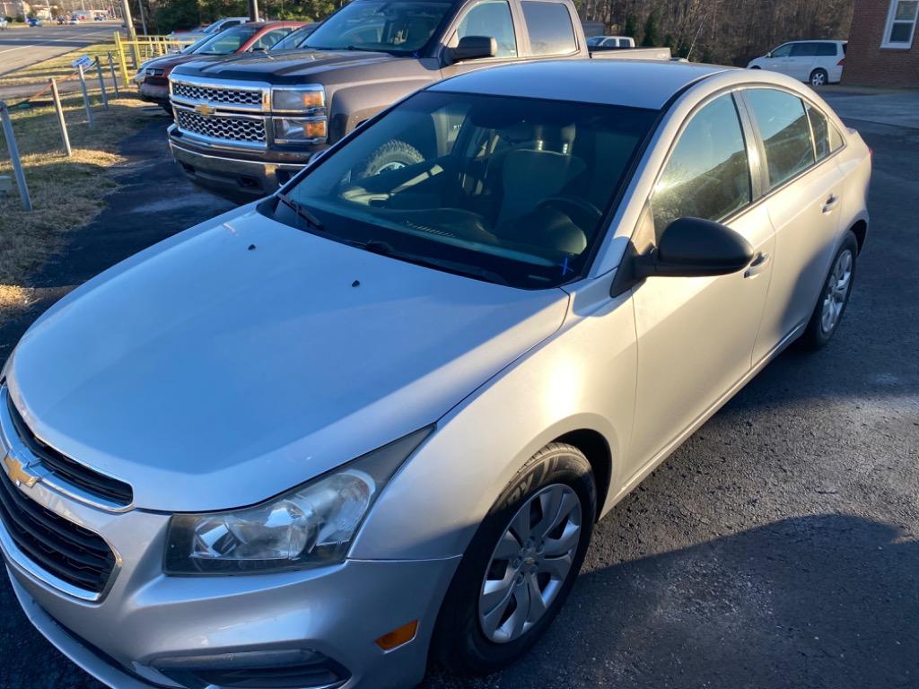 2016 Chevrolet Cruze Limited LS's photo