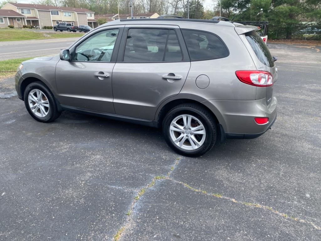2011 Hyundai Santa Fe SE